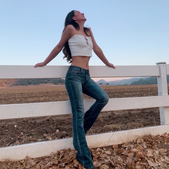 Meet your Posher, Hannah - Picture 1 of 1